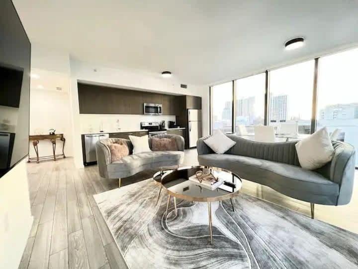 2Br, 2 Baths Lux Downtown Apt Heart Of Austin With Amazing Views, Pool, & Gym Exterior foto